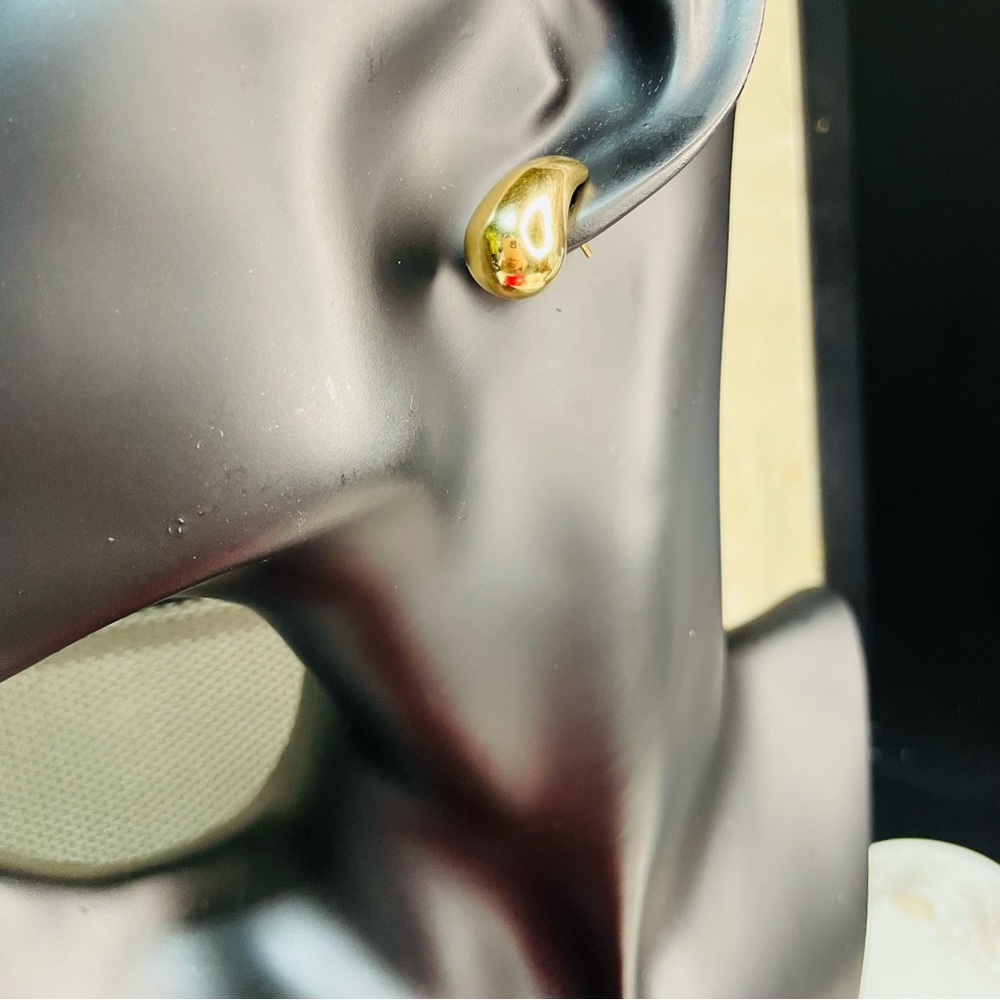 18k teardrops earrings, solid gold